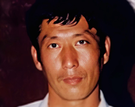 悍匪白宝山正面半身照